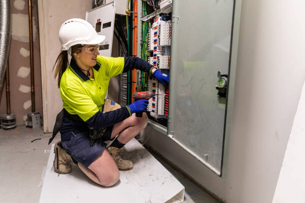 Best Affordable Emergency Electrician  in Grandview, TX